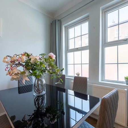 Spacious Comfy 2Br Flat 런던 외부 사진