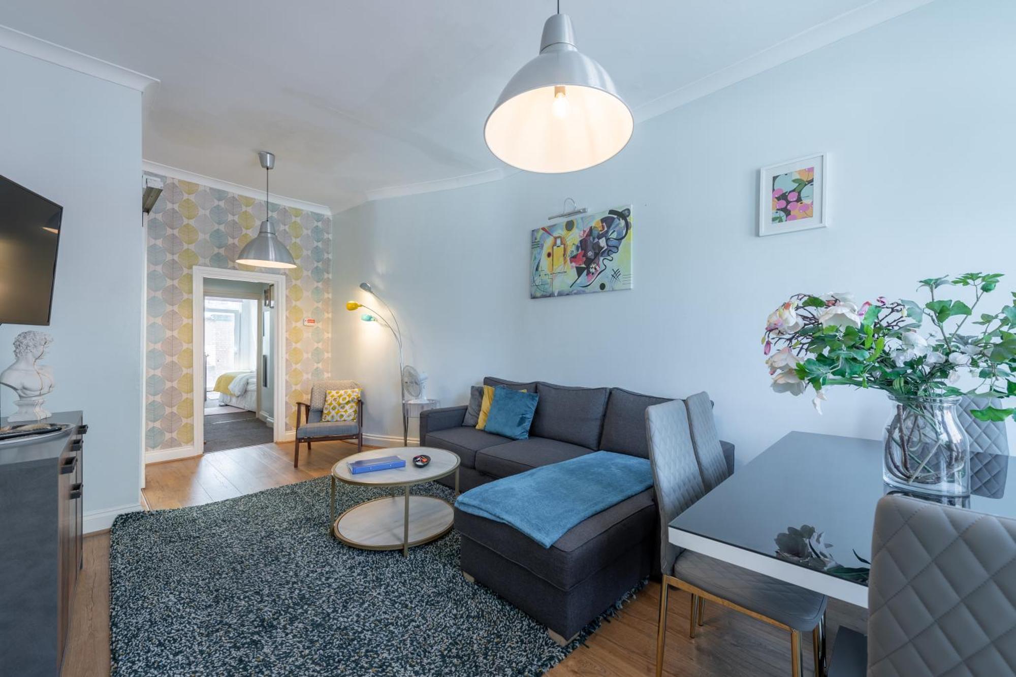Spacious Comfy 2Br Flat 런던 외부 사진